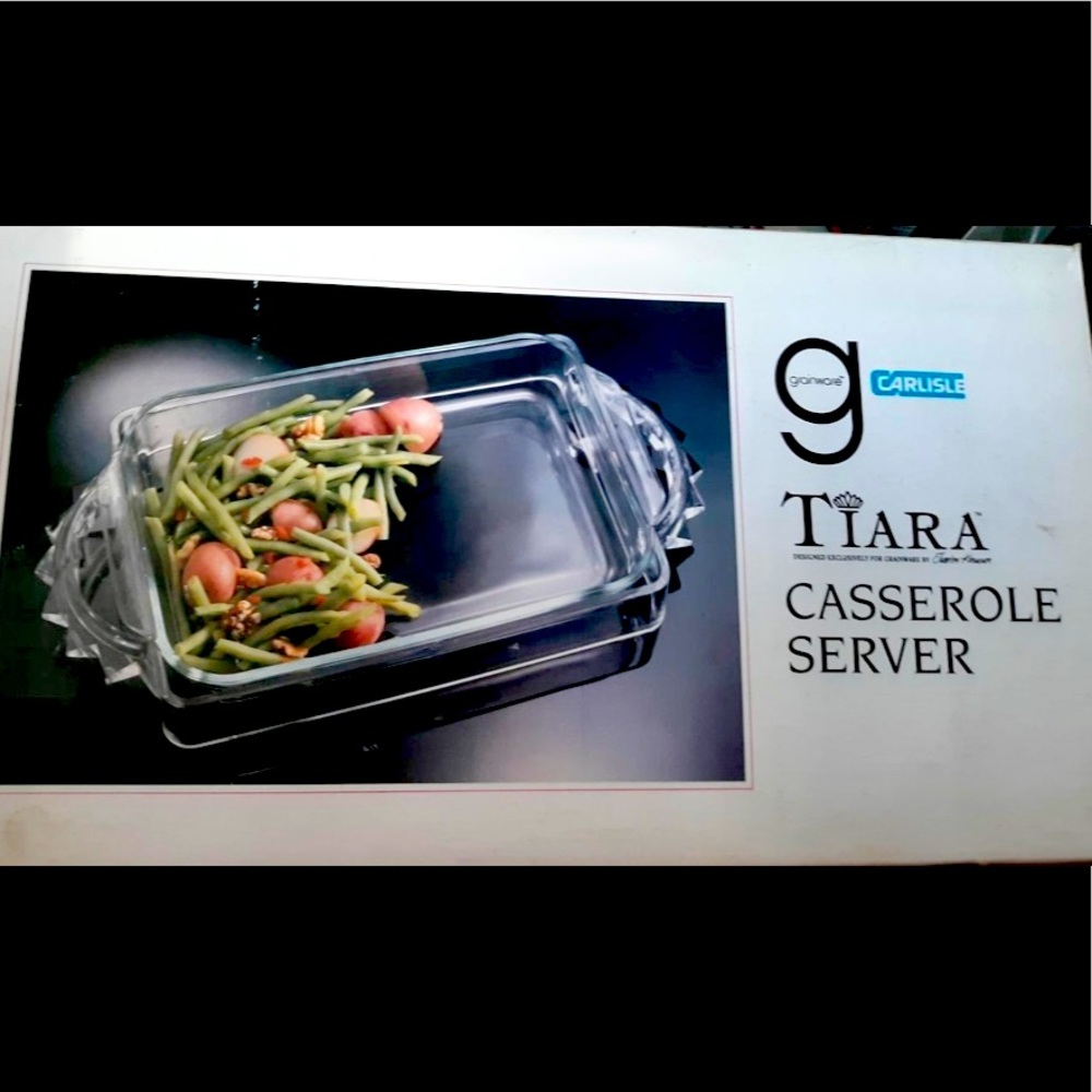 Tiara 3 Quart Pyrex Casserole Dish with Server